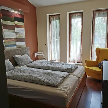 Casa vacanze Mediterrán Vendégház *
