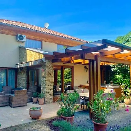 Mediterrán Vendégház Casa vacanze Balatonoszod